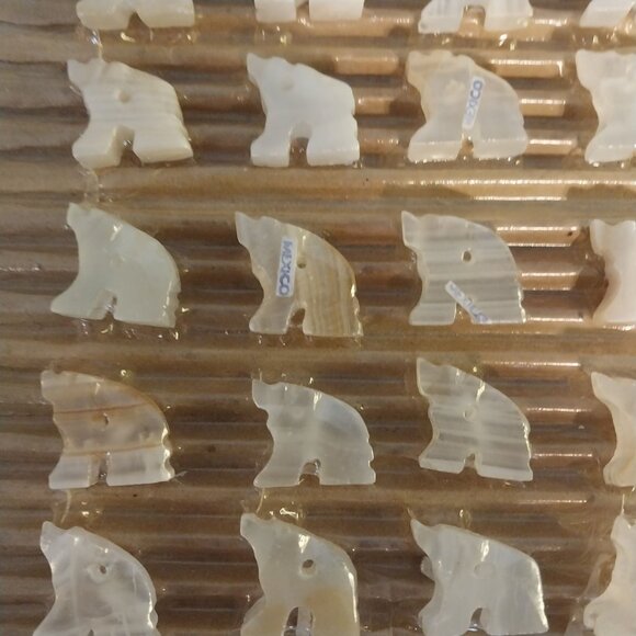 Mexican Onyx Marble Animal Beads Bear Vintage NOS 20pcs - Picture 1 of 4